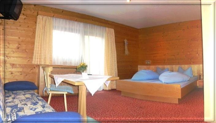Pension Kristall Neustift im Stubaital Pokoj fotografie